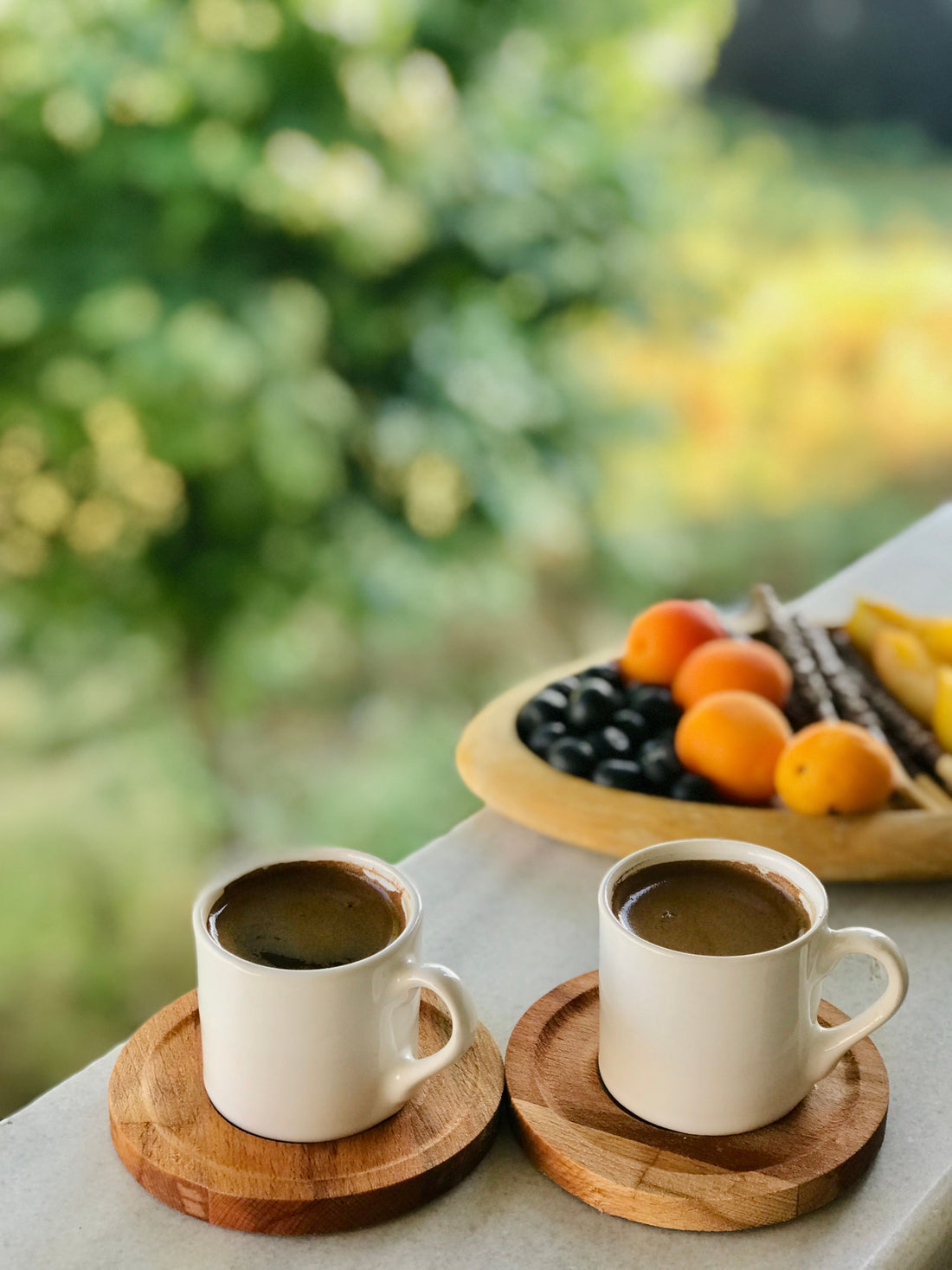 Coffee and fruit